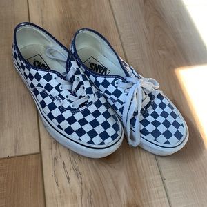 Platform checkered Vans